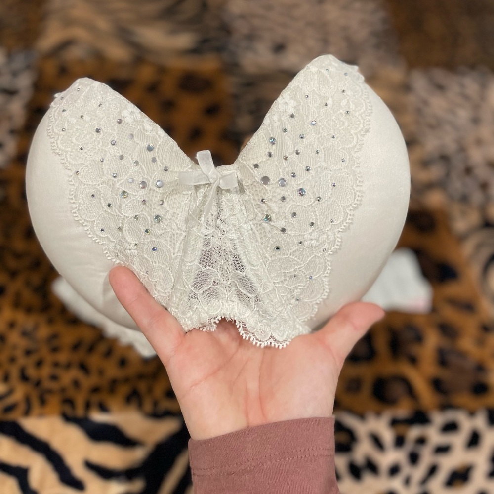 36DD Victoria’s Secret Dream Angels multi-way bra